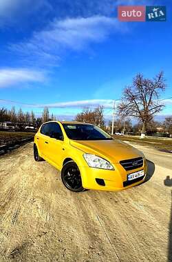 Хэтчбек Kia Ceed 2007 в Харькове