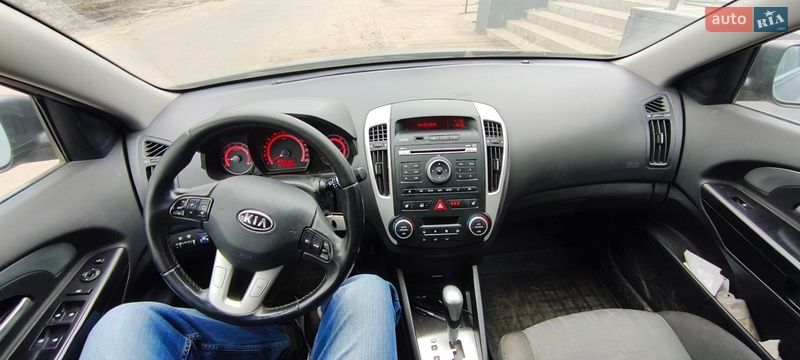 Универсал Kia Ceed 2012 в Первомайске