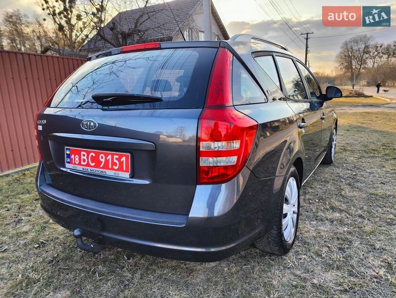 Универсал Kia Ceed 2009 в Киеве