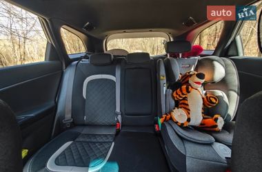 Универсал Kia Ceed 2016 в Киеве