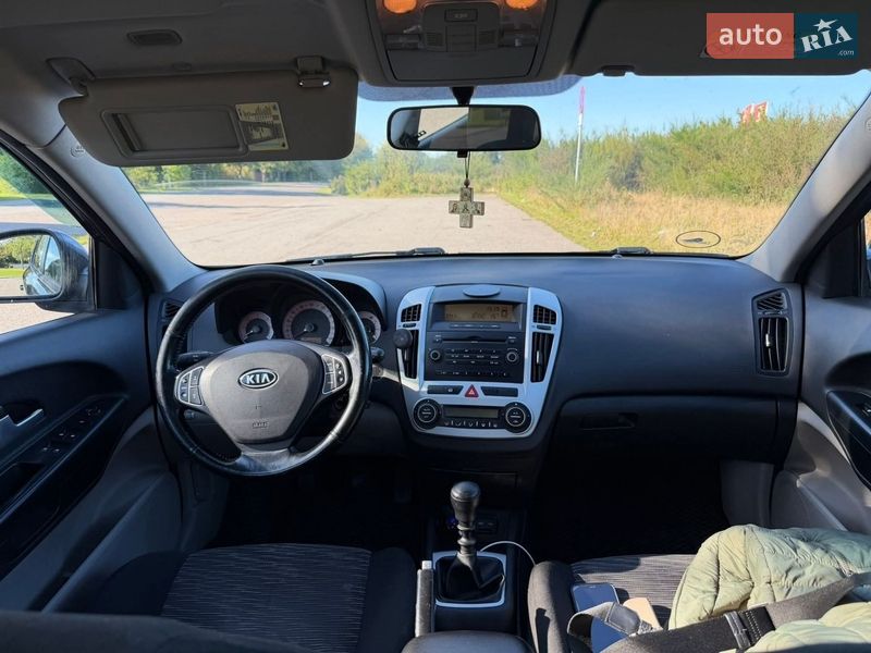 Универсал Kia Ceed 2007 в Ракитном