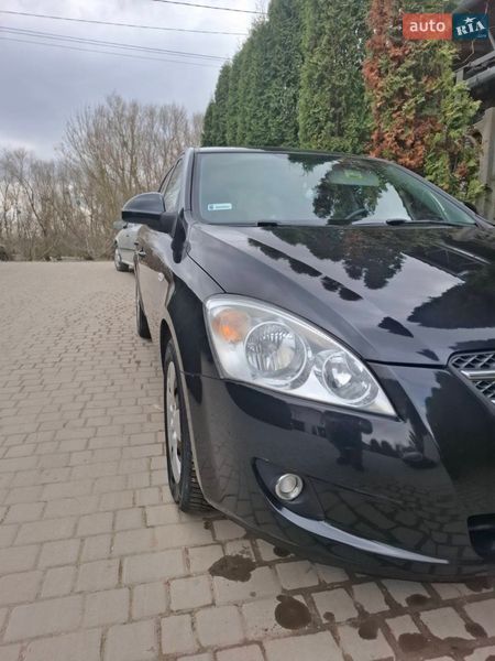 Хетчбек Kia Ceed 2007 в Золочеві