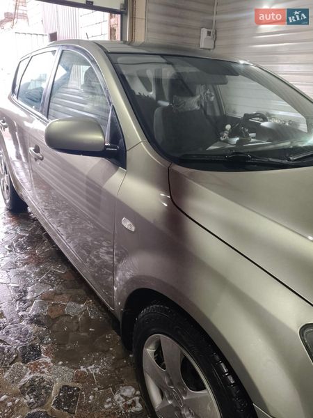 Хетчбек Kia Ceed 2010 в Покрові
