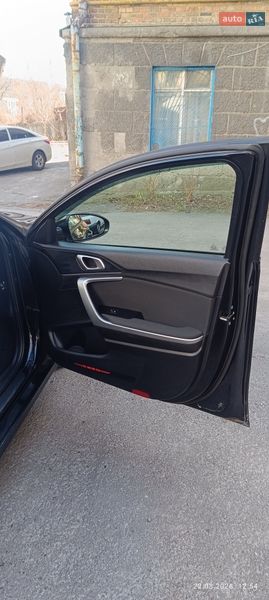 Универсал Kia Ceed 2019 в Киеве