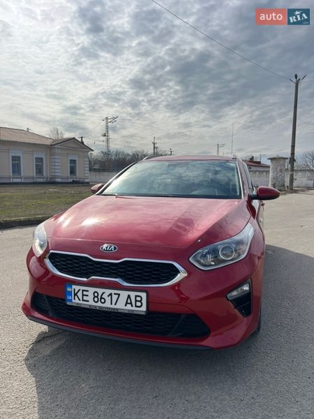 Универсал Kia Ceed 2018 в Днепре