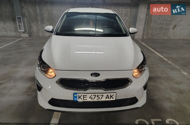 Хэтчбек Kia Ceed 2021 в Днепре