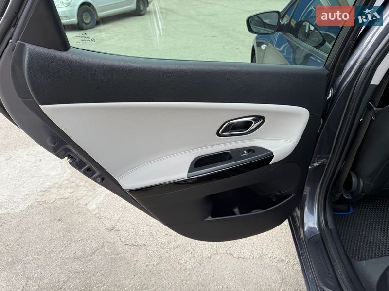 Хетчбек Kia Ceed 2013 в Запоріжжі фото 60 Хетчбек Kia Ceed 2013 в Запоріжжі