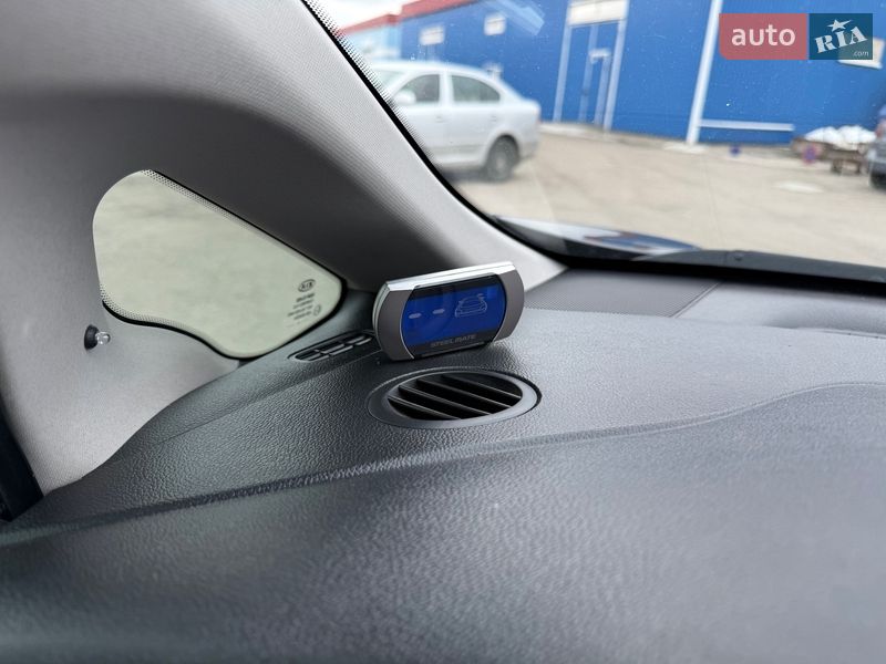 Хетчбек Kia Ceed 2013 в Запоріжжі фото 91 Хетчбек Kia Ceed 2013 в Запоріжжі