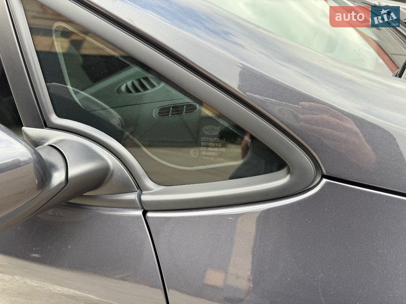 Хетчбек Kia Ceed 2013 в Запоріжжі фото 102 Хетчбек Kia Ceed 2013 в Запоріжжі