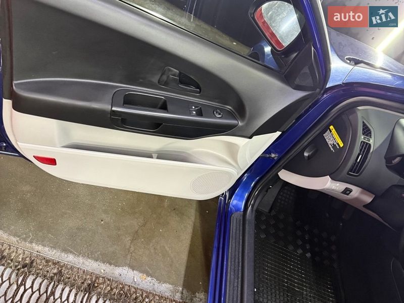 Хетчбек Kia Ceed 2008 в Дніпрі