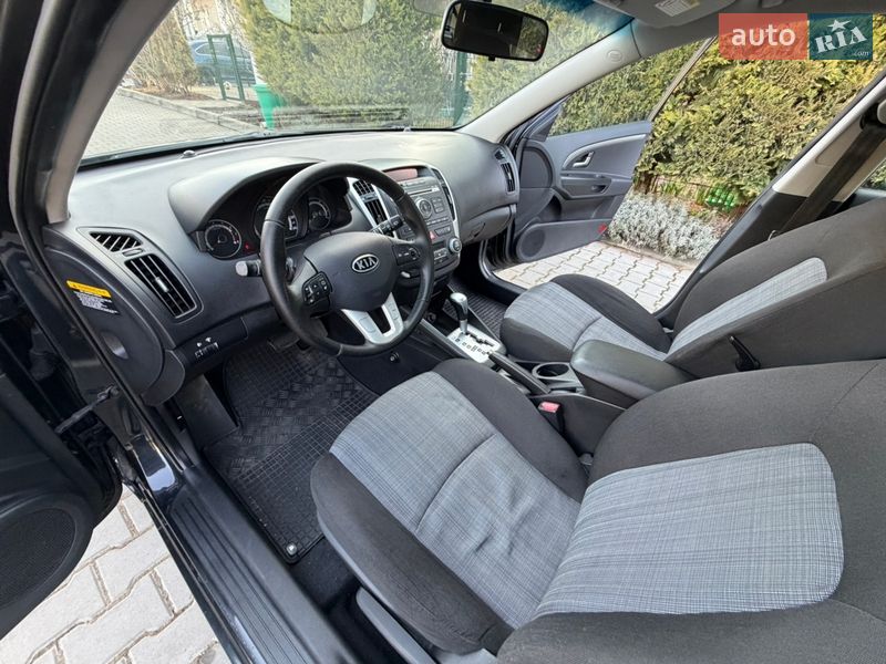 Універсал Kia Ceed 2012 в Одесі фото 29 Універсал Kia Ceed 2012 в Одесі