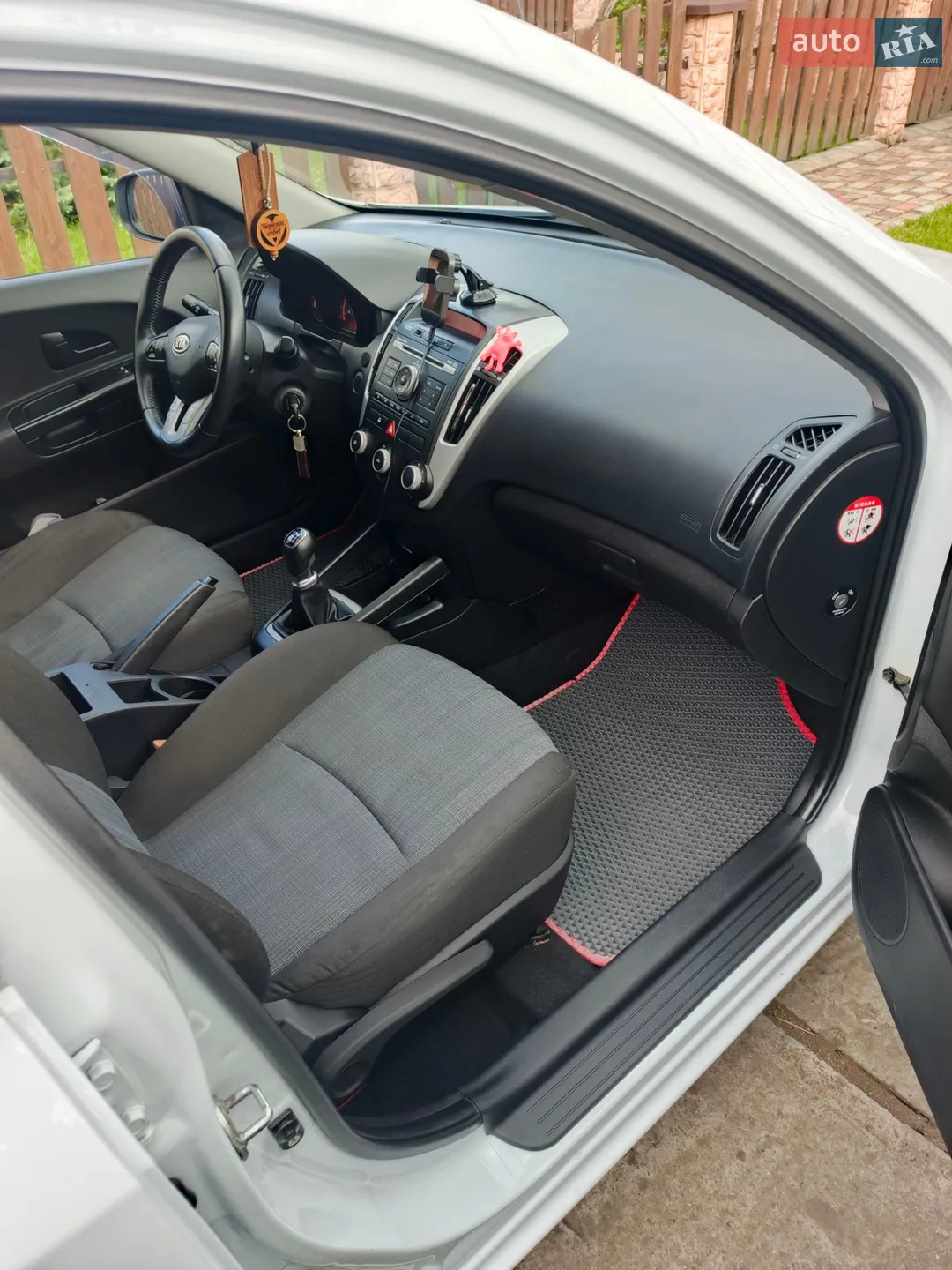 2010 Kia Cee'd - мініатюра 8