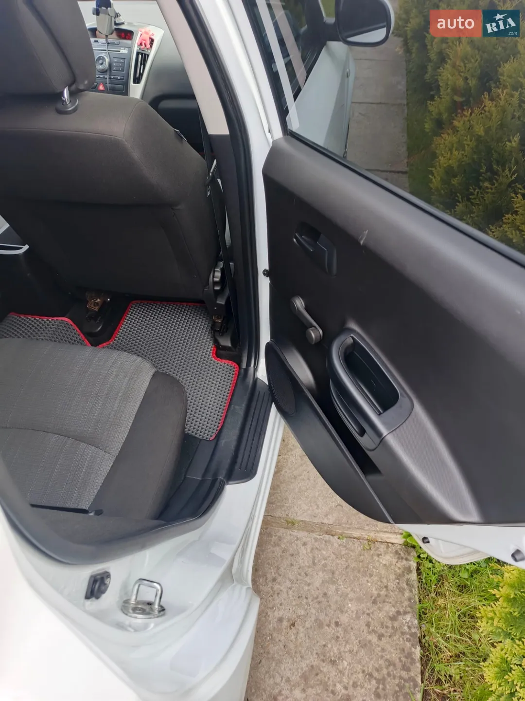 2010 Kia Cee'd - мініатюра 4