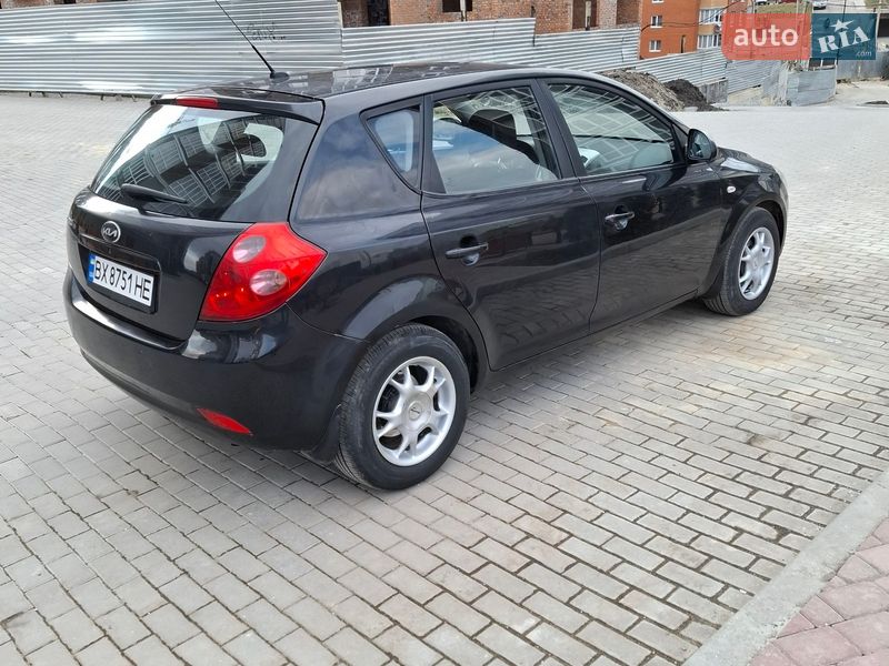 Хетчбек Kia Ceed 2007 в Хмельницькому