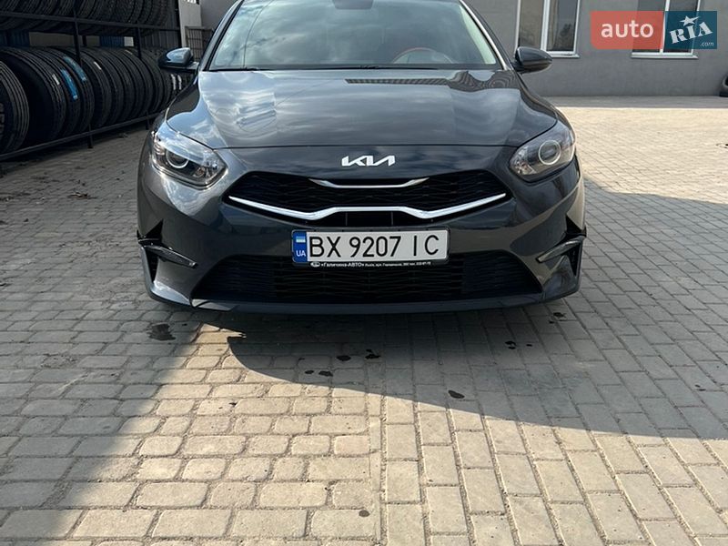 2022 KIA Ceed, VIN U5YH2516BNL157158:plate — фото 1 (autoria)