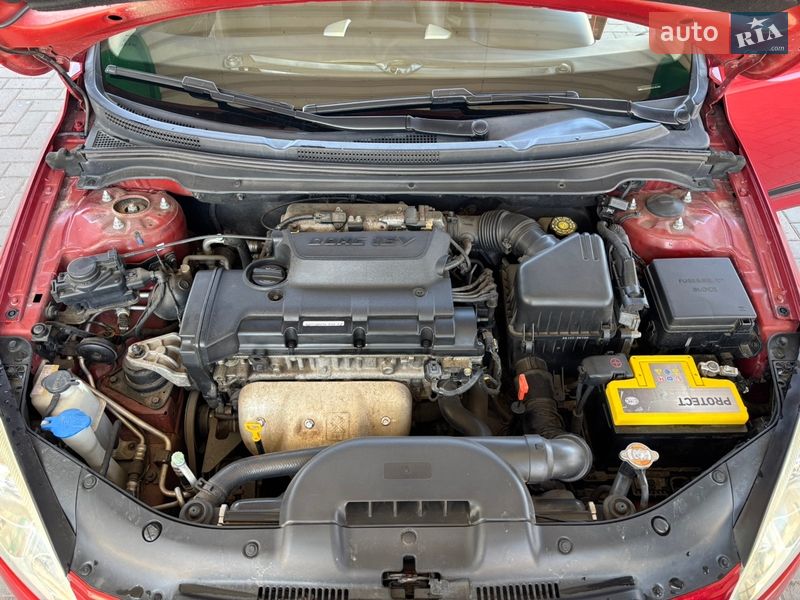 Хетчбек Kia Ceed 2008 в Гадячі