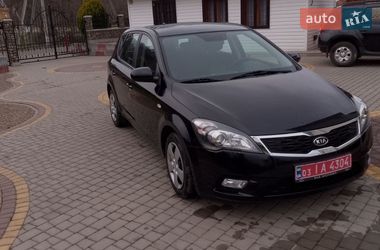 Хэтчбек Kia Ceed 2012 в Коломые