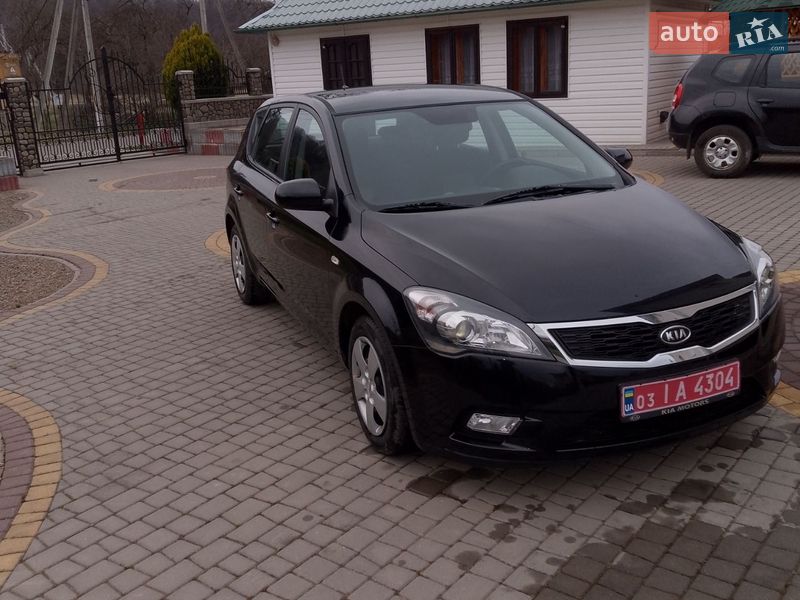 Хэтчбек Kia Ceed 2012 в Коломые фото Хэтчбек Kia Ceed 2012 в Коломые