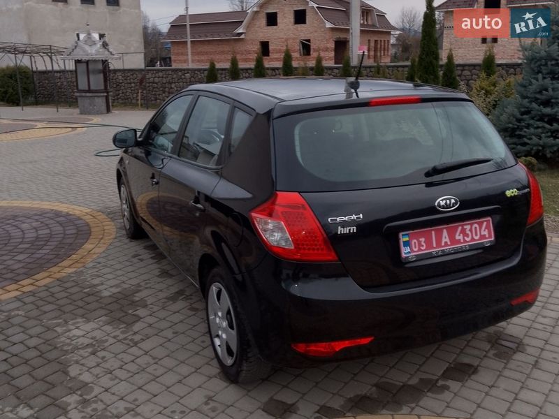 Хэтчбек Kia Ceed 2012 в Коломые фото 14 Хэтчбек Kia Ceed 2012 в Коломые