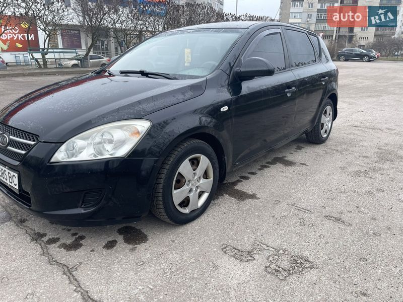 Хетчбек Kia Ceed 2007 в Сумах фото 3 Хетчбек Kia Ceed 2007 в Сумах