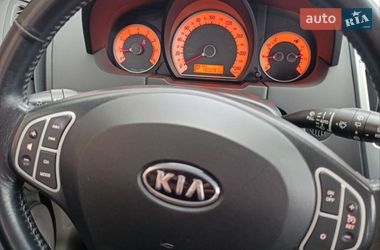 Хэтчбек Kia Ceed 2007 в Южноукраинске