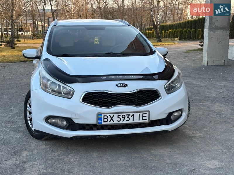 Универсал Kia Ceed 2015 в Хмельницком