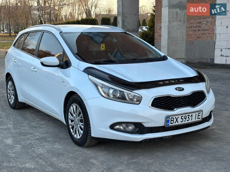 Универсал Kia Ceed 2015 в Хмельницком