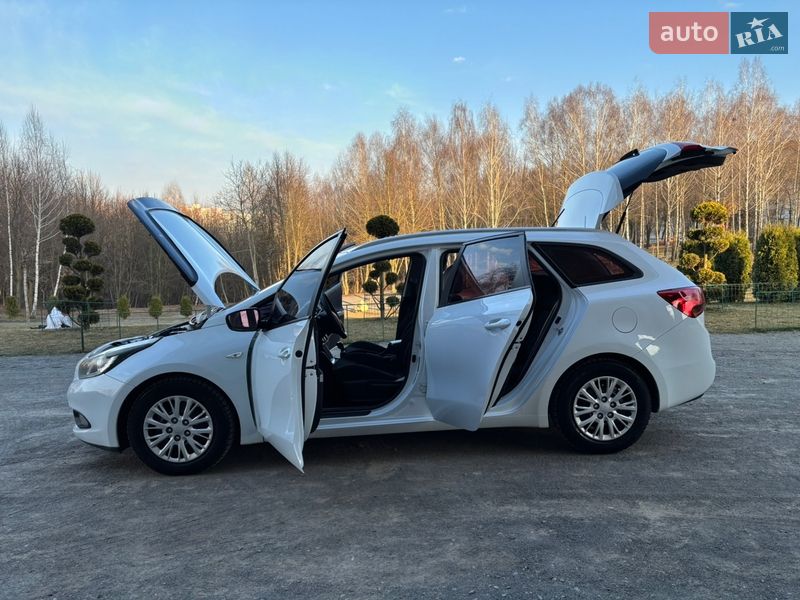 Универсал Kia Ceed 2015 в Хмельницком