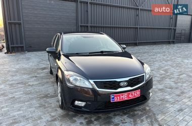 Хетчбек Kia Ceed 2011 в Хоролі