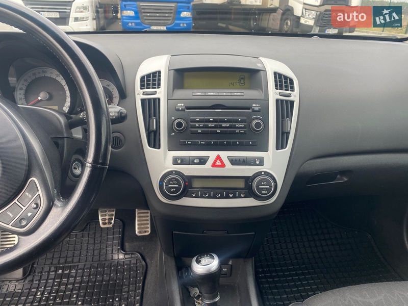 Хетчбек Kia Ceed 2008 в Луцьку фото 9 Хетчбек Kia Ceed 2008 в Луцьку