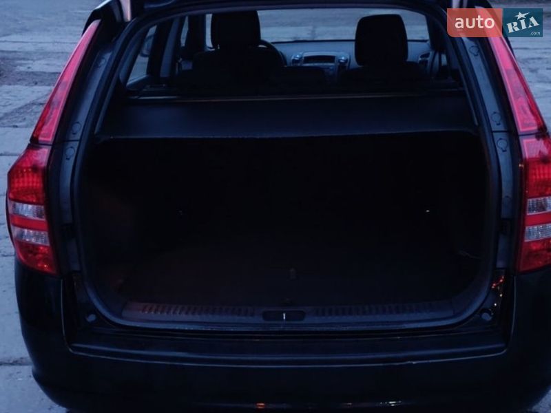 Універсал Kia Ceed 2009 в Коломиї