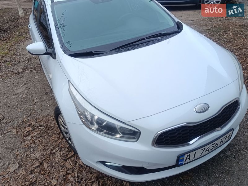 Хэтчбек Kia Ceed 2013 в Кагарлыке