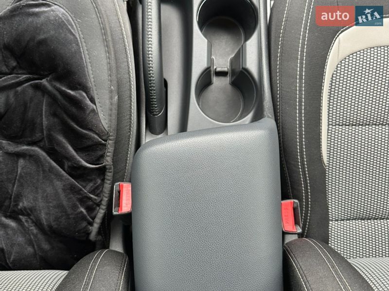 Хэтчбек Kia Ceed 2016 в Киеве