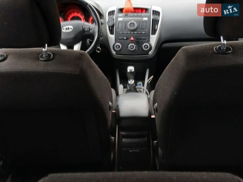 Универсал Kia Ceed 2012 в Киеве фото 6 Универсал Kia Ceed 2012 в Киеве