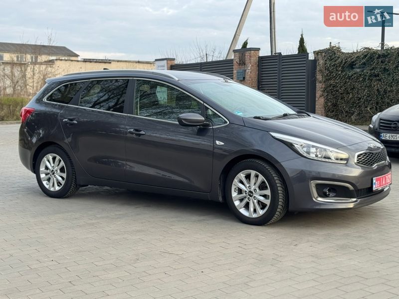 Универсал Kia Ceed 2017 в Луцке