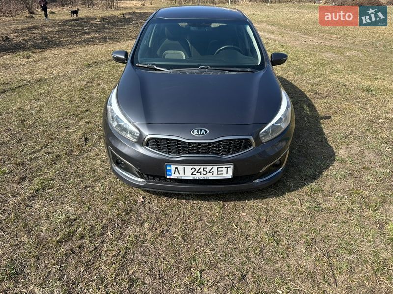 Хэтчбек Kia Ceed 2016 в Буче