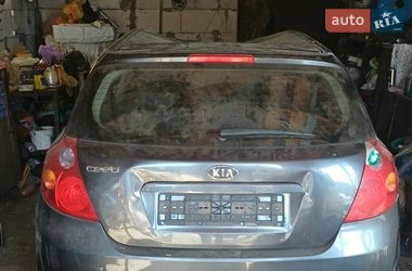 Хэтчбек Kia Ceed 2008 в Люботине