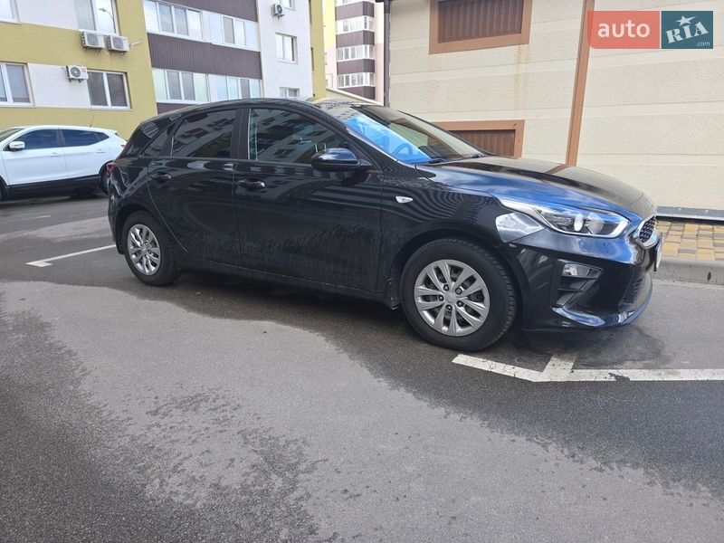 Хэтчбек Kia Ceed 2019 в Киеве