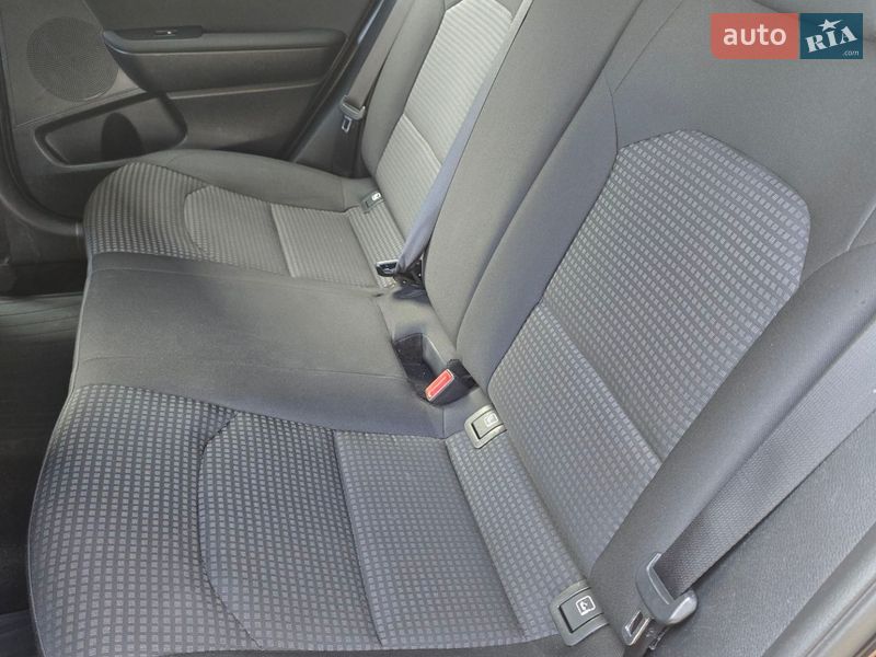 Хэтчбек Kia Ceed 2019 в Киеве