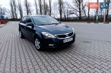 Хетчбек Kia Ceed 2009 в Хмельницькому