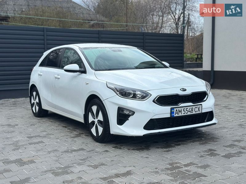 Хетчбек Kia Ceed 2019 в Києві фото Хетчбек Kia Ceed 2019 в Києві