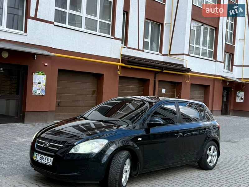 Универсал Kia Ceed 2008 в Ивано-Франковске