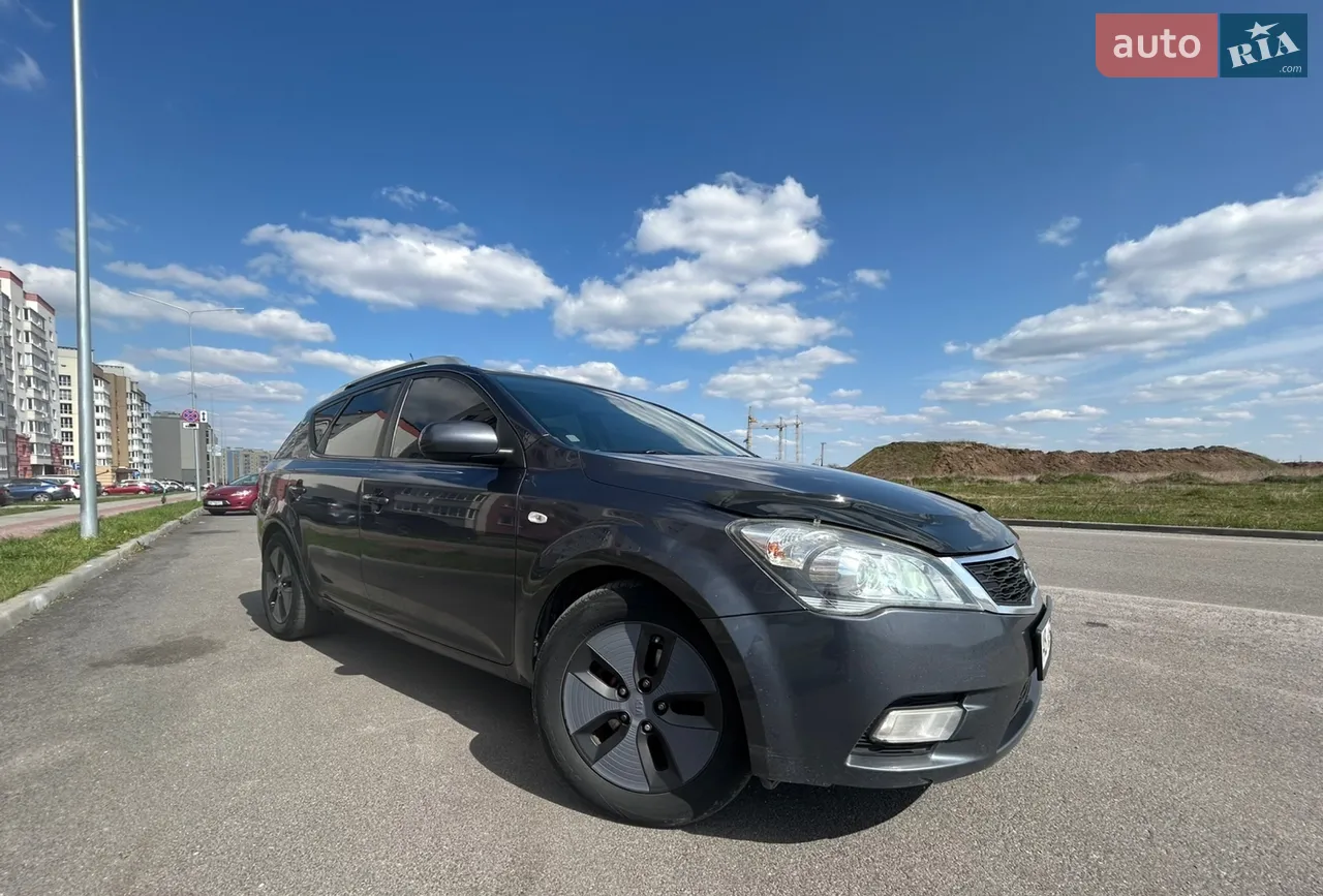 2010 Kia Cee'd - мініатюра 19