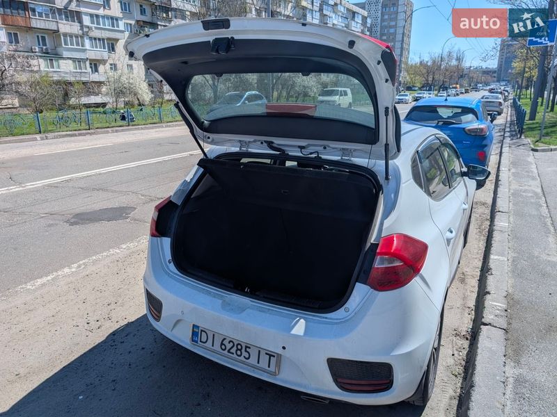 Хэтчбек Kia Ceed 2017 в Киеве фото 7 Хэтчбек Kia Ceed 2017 в Киеве