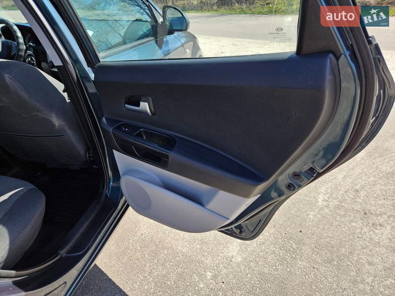 Универсал Kia Ceed 2008 в Обухове