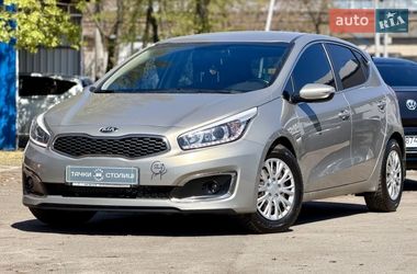 Хэтчбек Kia Ceed 2017 в Киеве