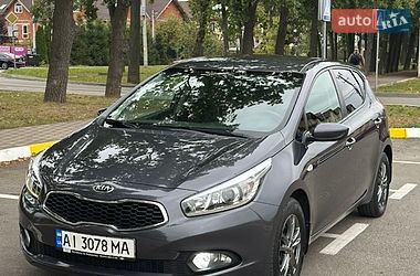 Хэтчбек Kia Ceed 2015 в Киеве