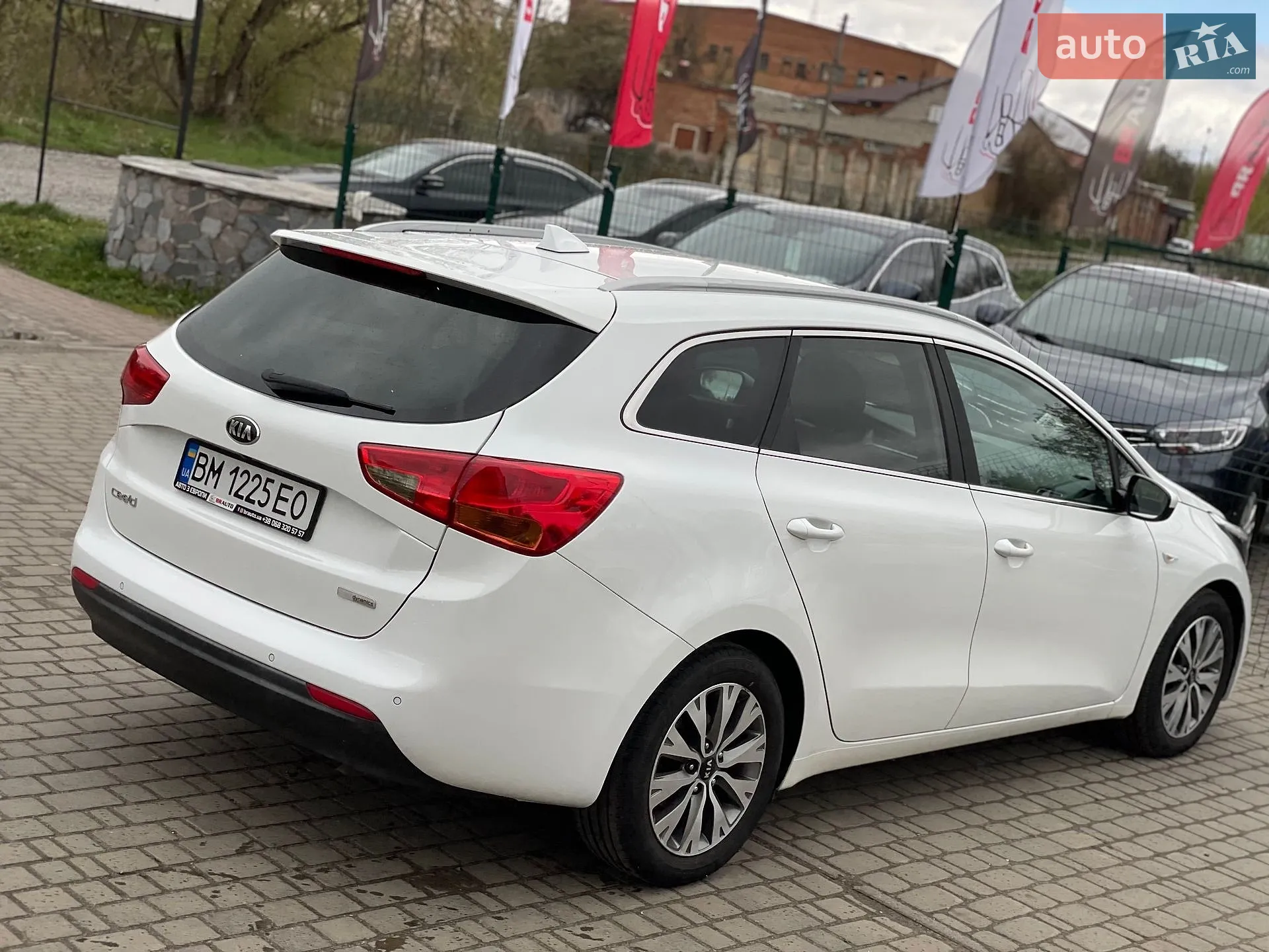 2017 Kia Cee'd - мініатюра 15