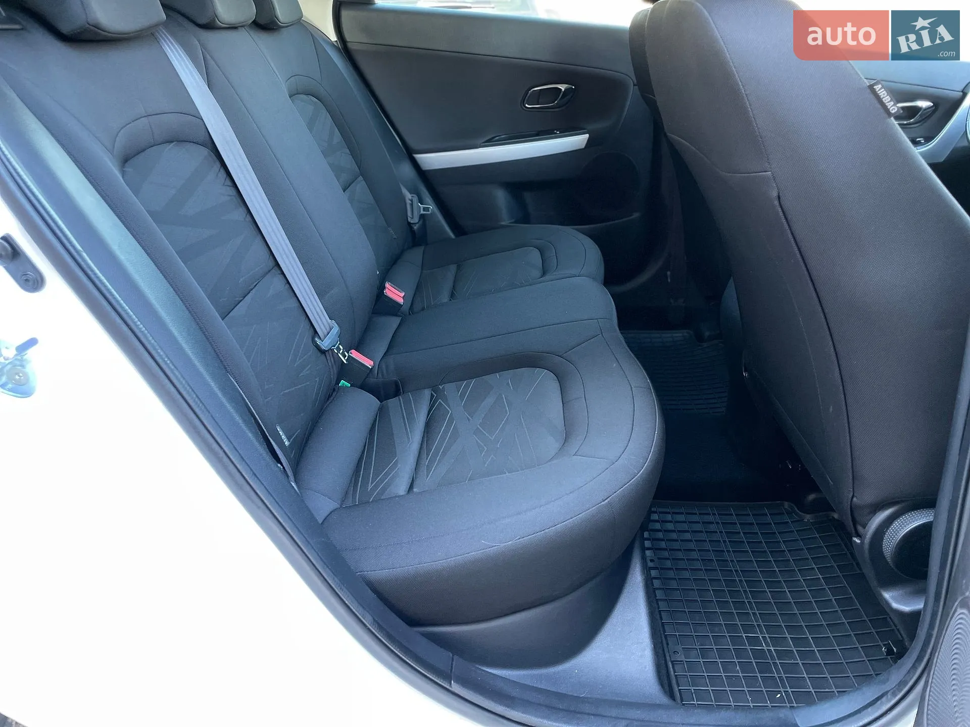 2017 Kia Cee'd - мініатюра 31