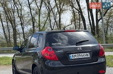 Хэтчбек Kia Ceed 2007 в Звягеле